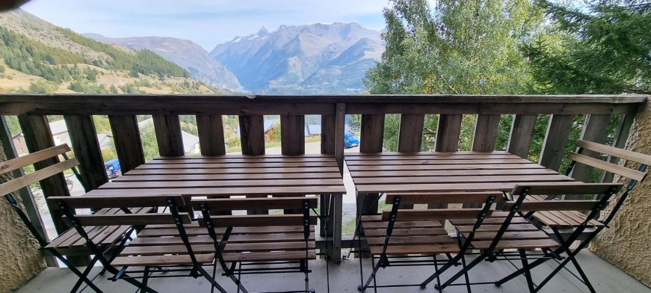 Auris Les Gentianes Station Alpe Huez Lägenhet Exteriör bild